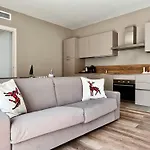 Nuovo In Centro A Tatil Evi